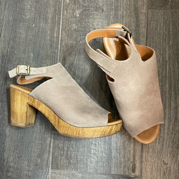 Eric Michael suede sandals - 9 (40) - Picture 3 of 4